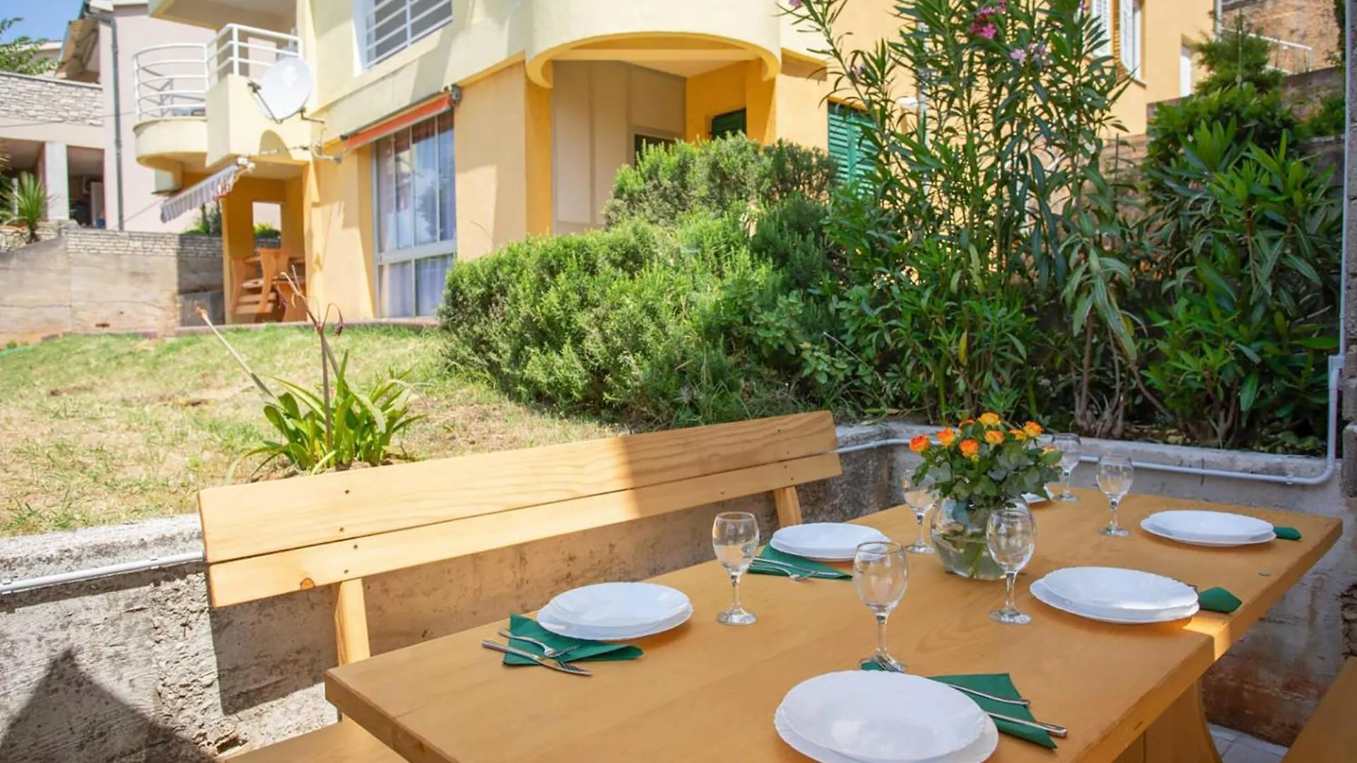 Cozy Apartment In Rabac With Wifi